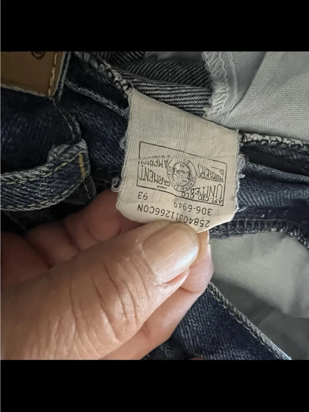 Vintage Lee Mom Jean Made In USA High Waist Pleated Tapered Leg Blue 80s Size 14
